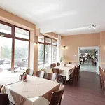 Panorama מלון *