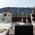 Panorama Hotel *