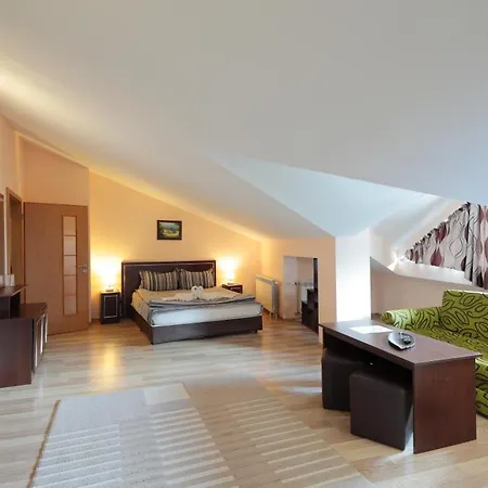 Hotel Panorama *